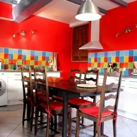 펜션 House Lou Poulit *