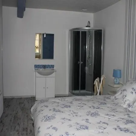 House Lou Poulit Le Garric